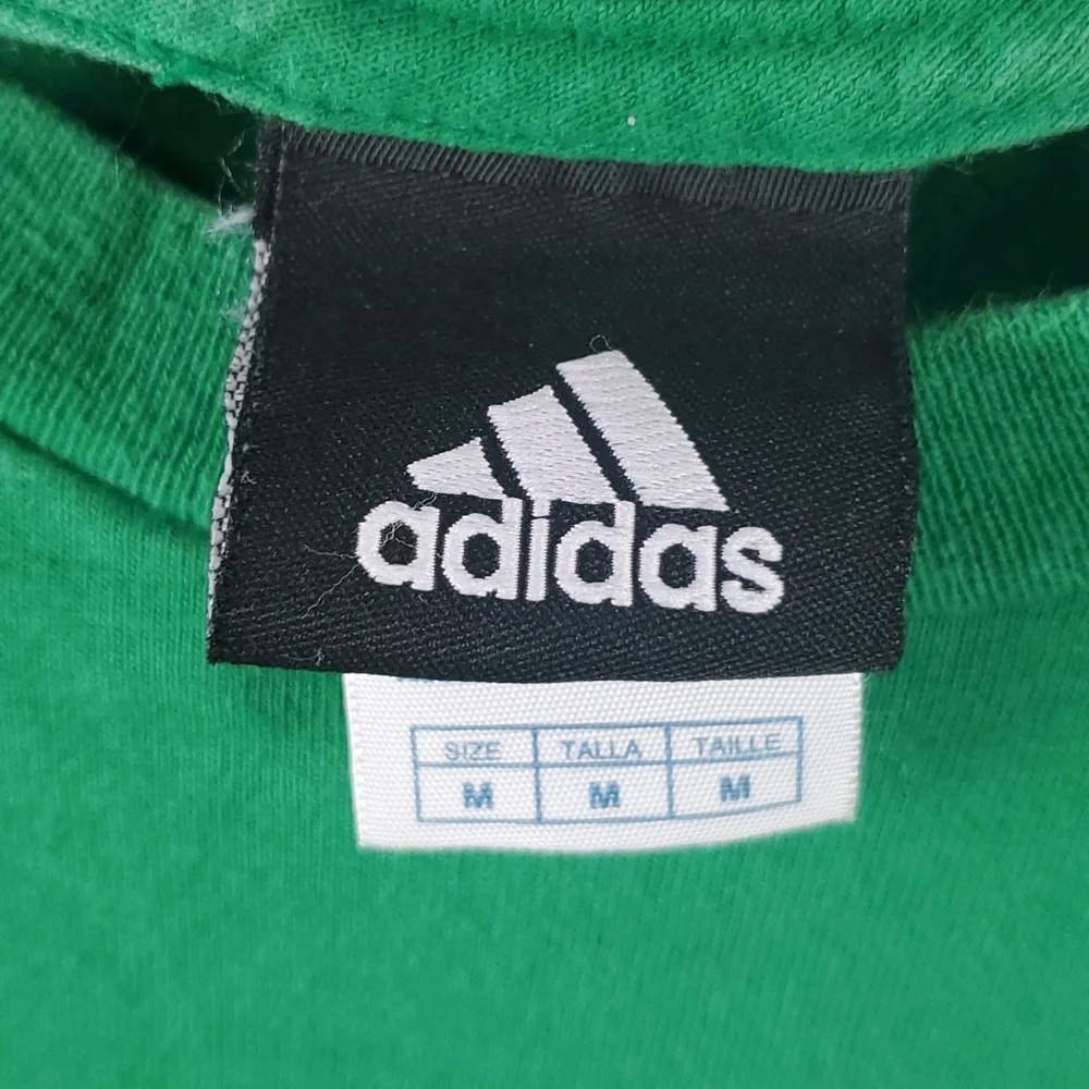 Adidas Boston Celtic Basketball T-Shirt Green  NBA #5 Garnett kids size  M